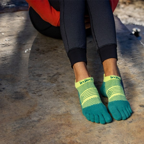 Nessie légère invisible pour femmes d'Injinji Run