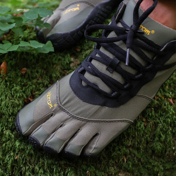 Vibram Barfussschuhe V-Trek Insulated Olive/Schwarz