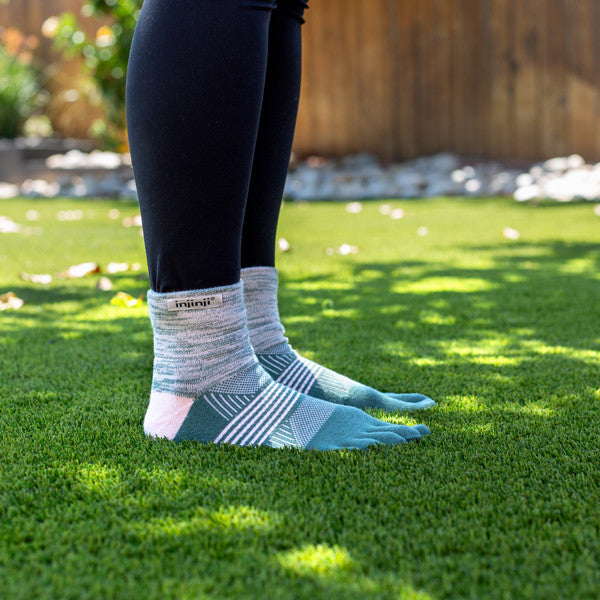 Injinji Women's Trail Mini-Crew Kelp