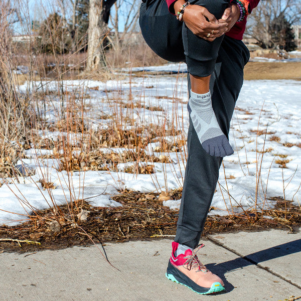 Injini Women's Ultra Run Mini-Crew Grau