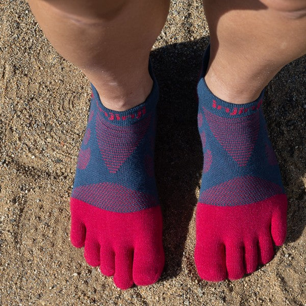 Injinji Damen Ultra Run No-Show Berry