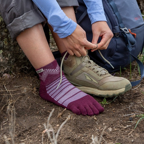 Injinji Outdoor MDW Mini-Crew - Wanderscocken Garnet